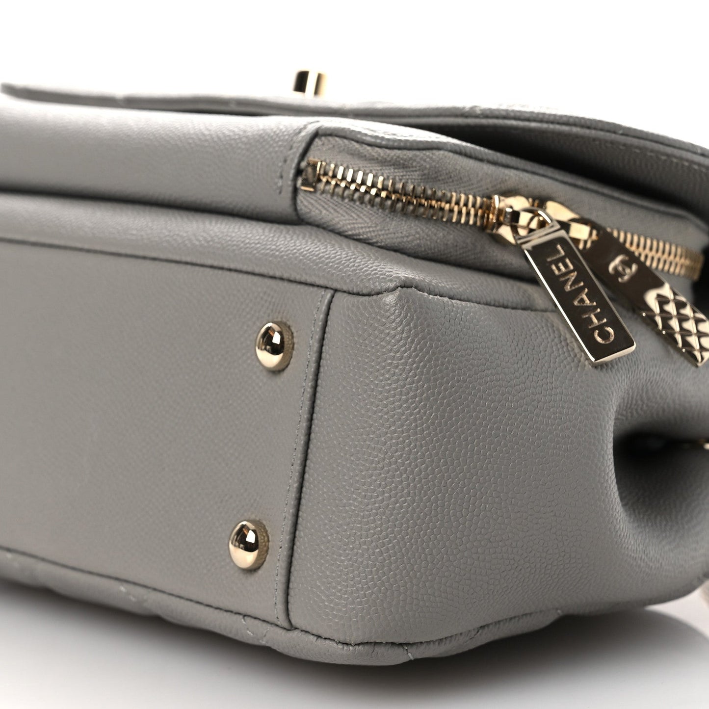 Caviar Quilted Medium Business Affinity Flap Grey
