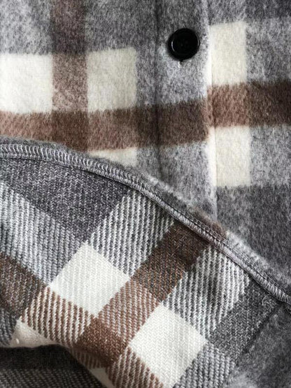 Chaqueta con bolsillos a cuadros