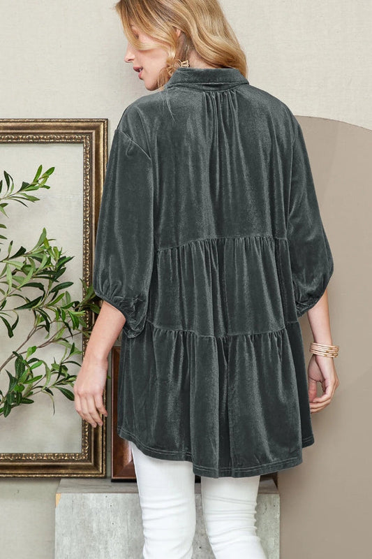 Camisa tipo babydoll de terciopelo con mangas acampanadas en gris oscuro 