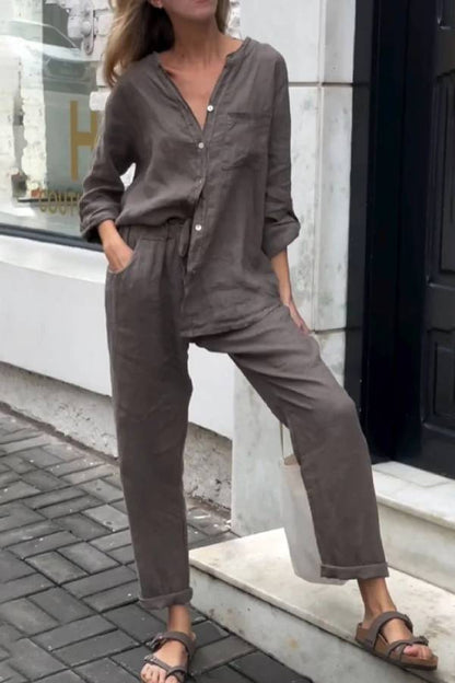Conjunto informal de dos piezas de algodón y lino con cuello en V, camisa y pantalón de color liso 