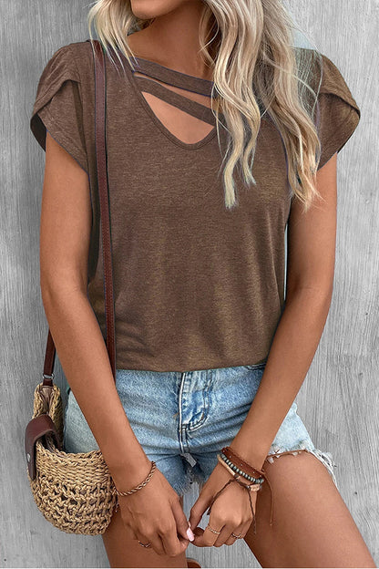 Camiseta informal de color liso con cuello recortado