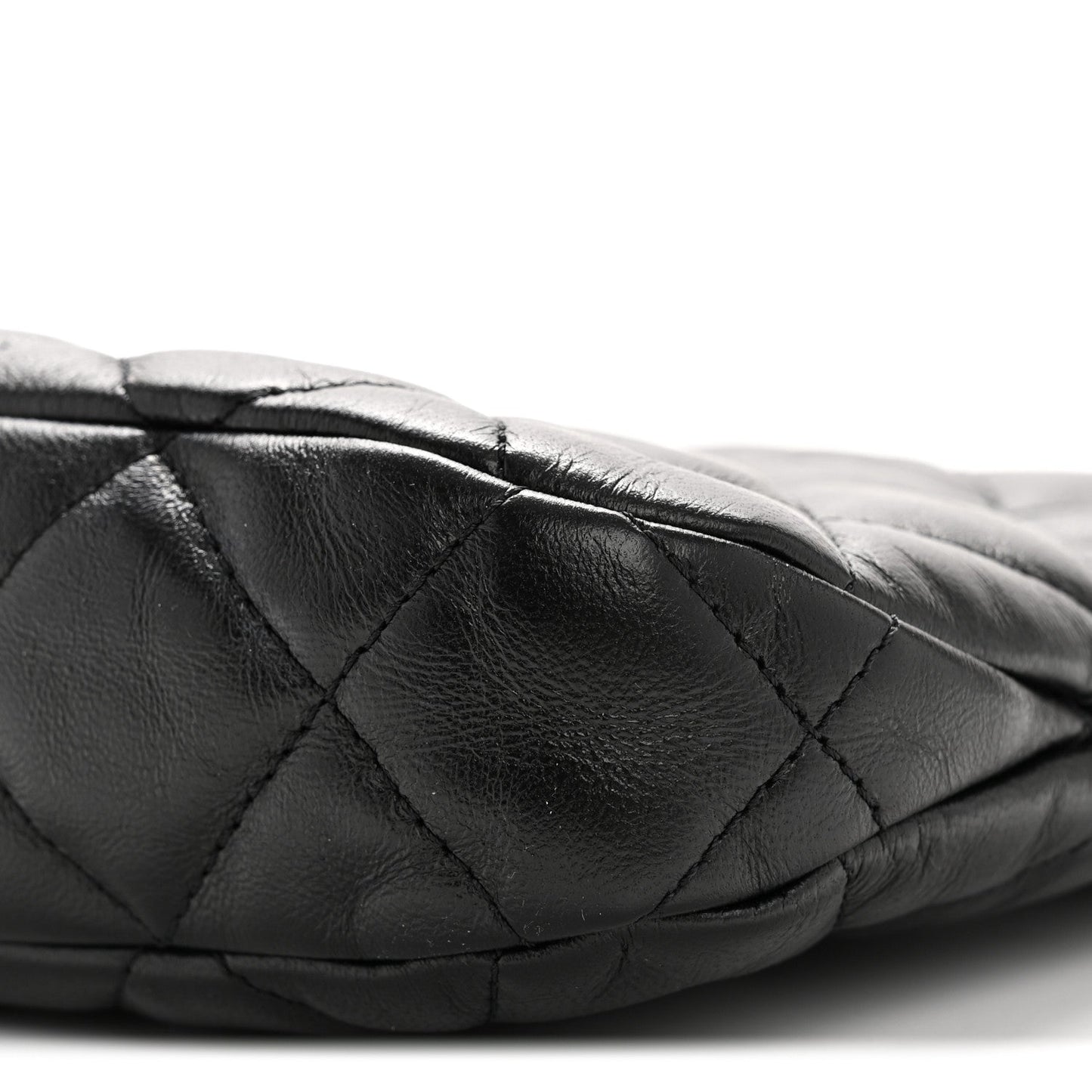 Lambskin Quilted CC Links Hobo Black