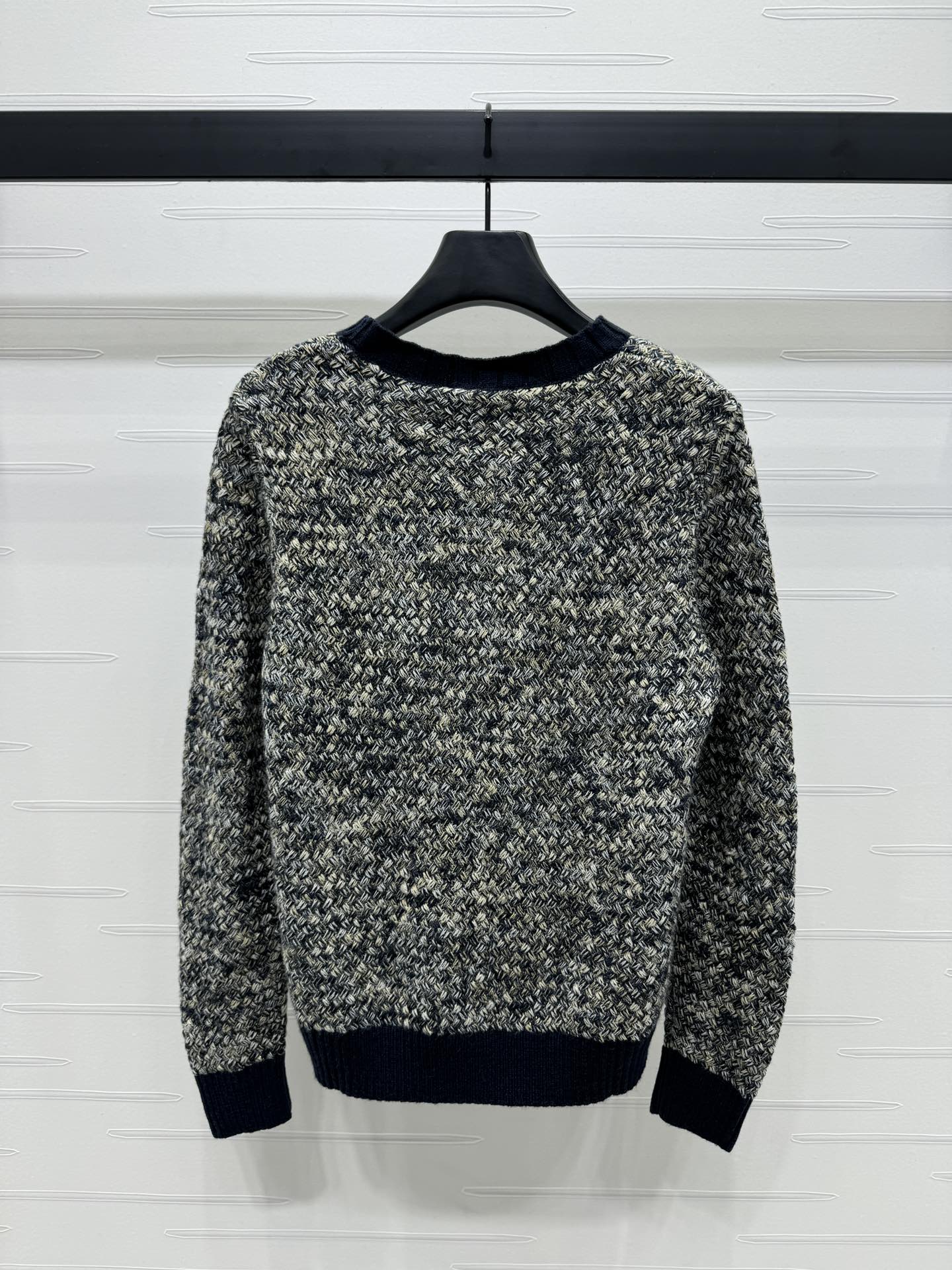 CC 25 Contrast Color Sweater 5 Brooch Gray Wool 305409