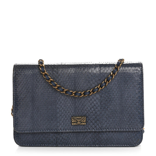Snakeskin Wallet On Chain WOC Blue