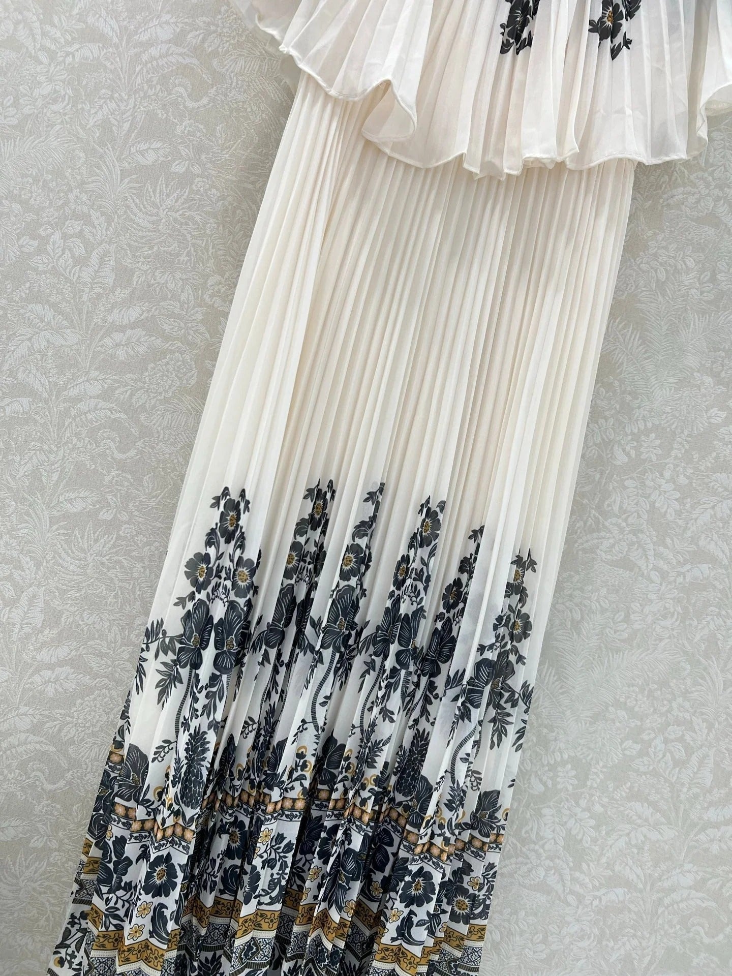 ZIMMER LACE OVERLAY DRESS WITH SMALL STAND COLLAR 269305