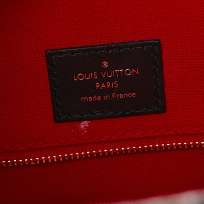 Reverse Monogram Giant Onthego MM