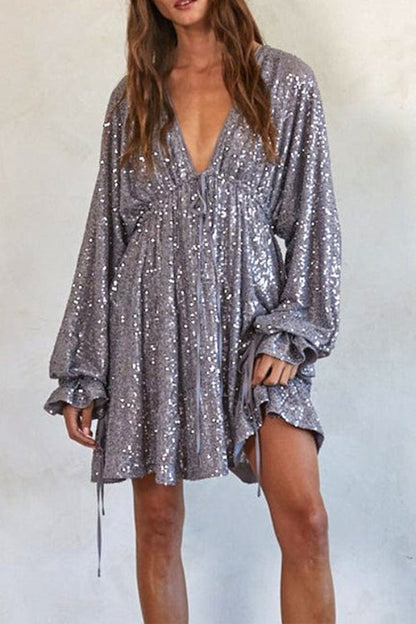 Vestido de lentejuelas con cordón, espalda descubierta, mangas globo y cuello en V