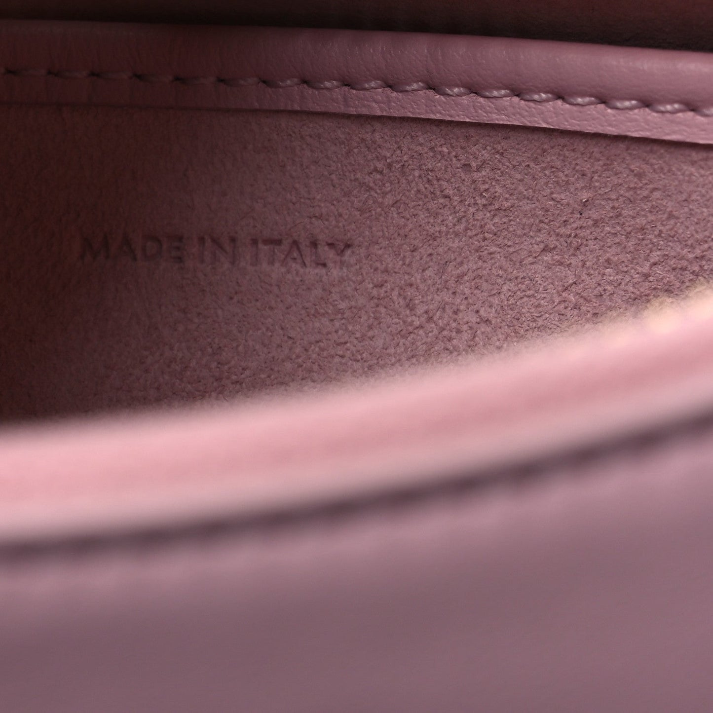 Smooth Calfskin Medium Strap Ava Triomphe Shoulder Pastel Pink