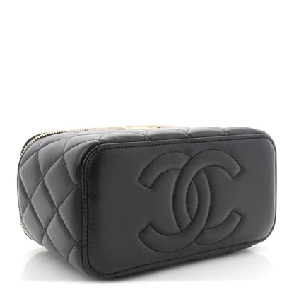 Lambskin Quilted Pick Me Up Vanity Case Black