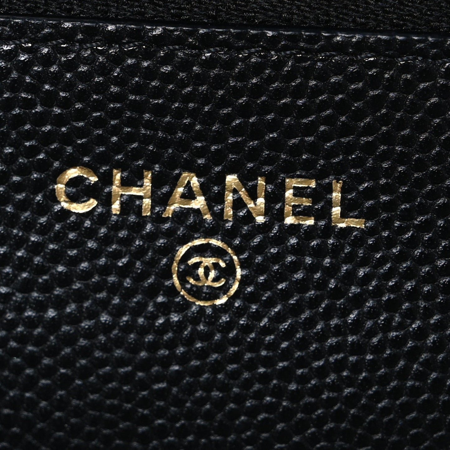 Shiny Caviar Enamel Quilted CC Wallet On Chain WOC Black