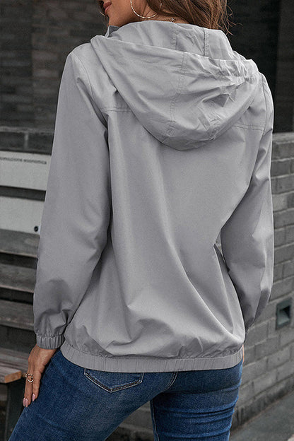 Ropa deportiva informal con capucha y cuello sólido