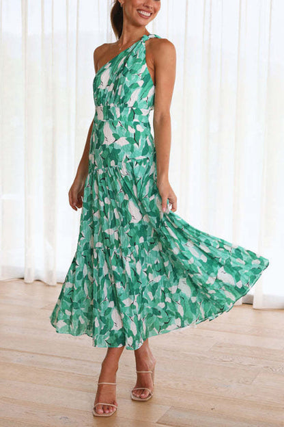 Vestido midi sin mangas con hombros descubiertos y largo medio 