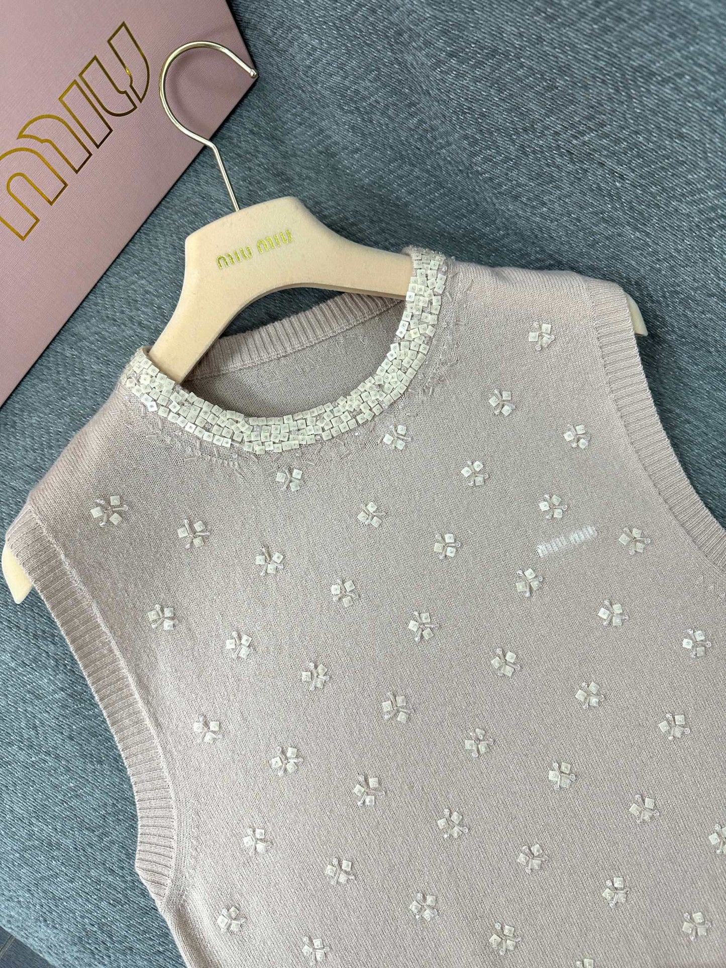 Miu Sequin Sleeveless Top Beige Wool 345347