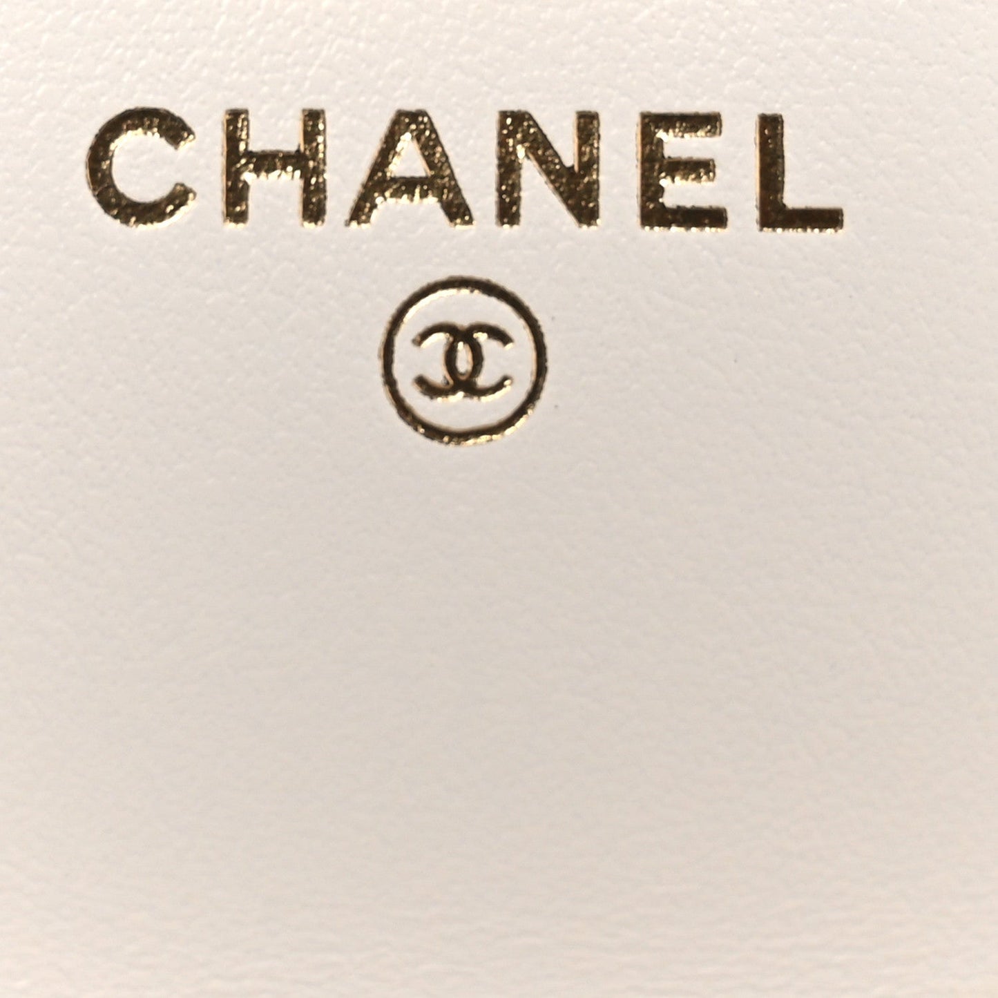 Shiny Caviar Quilted Flap Charm Wallet On Chain WOC White