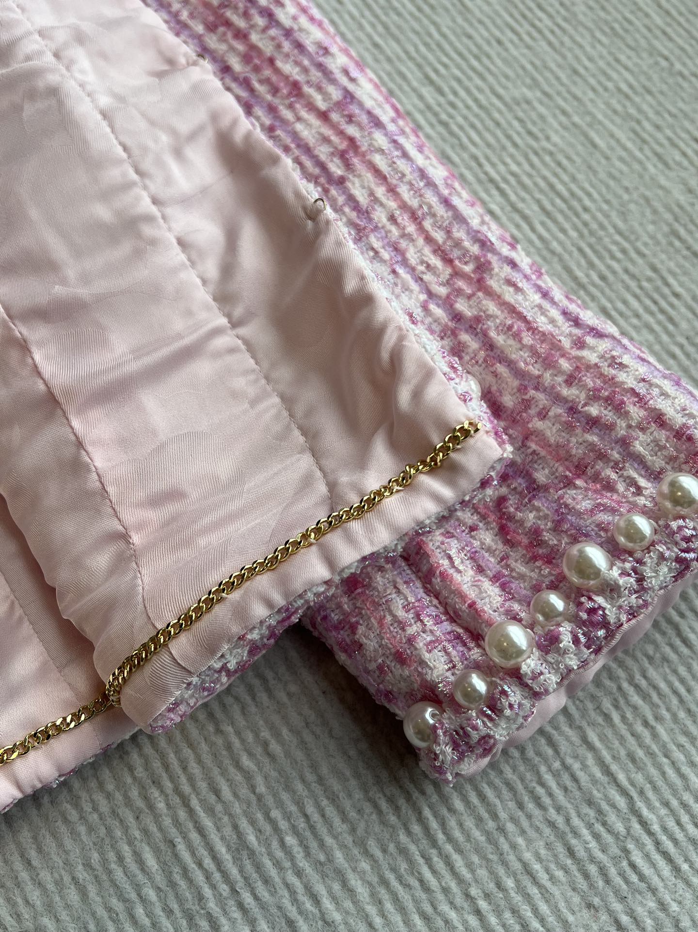 Chanel 25P Cardigan Pink Tweed With Pearl 235893