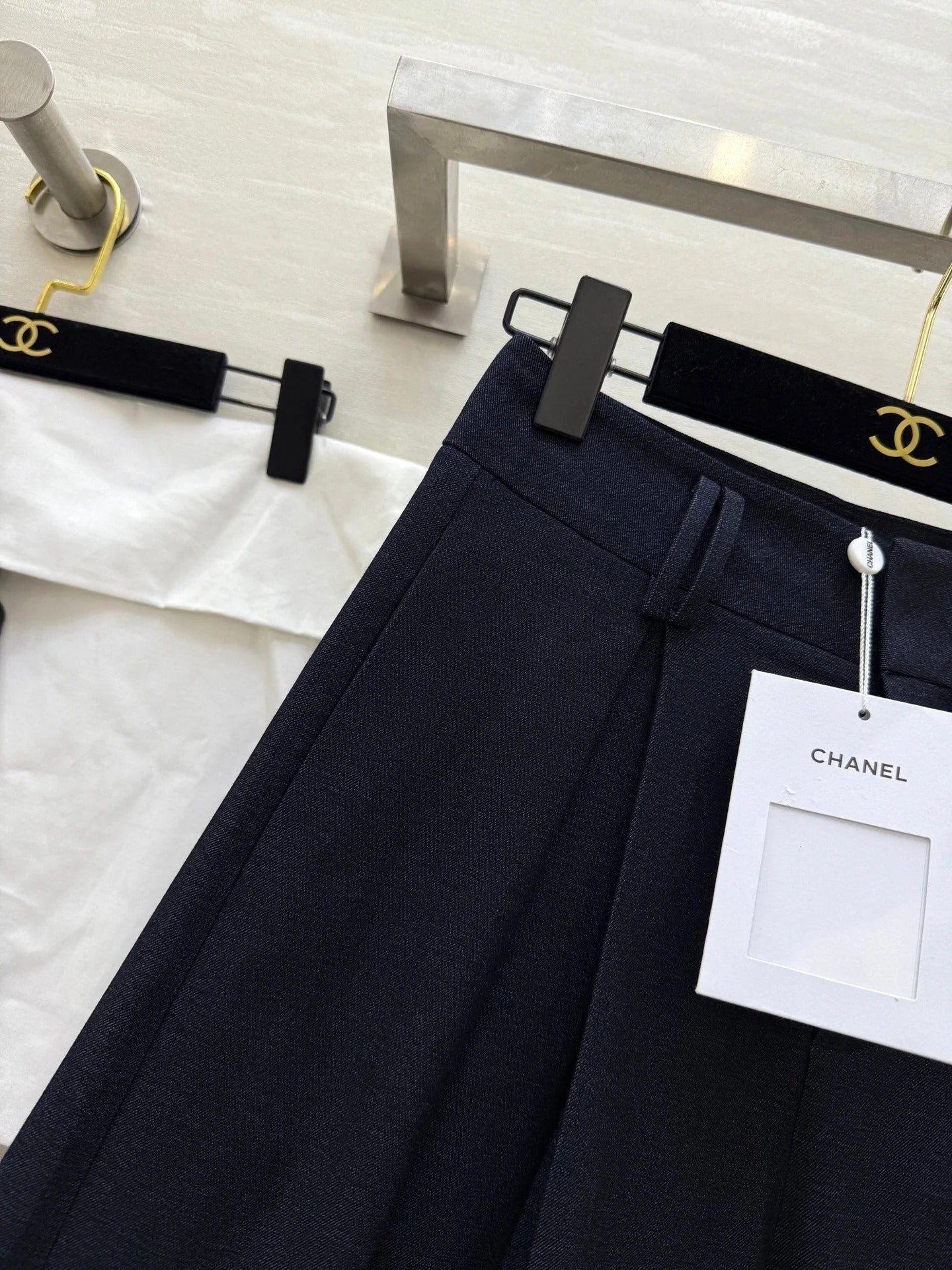 CHANEL 25S WIDE-LEG STRAIGHT PANTS 636