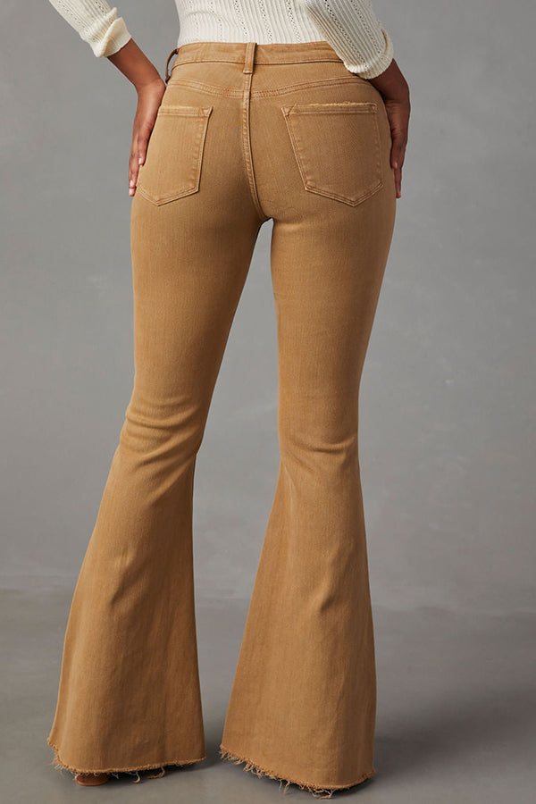 OTOÑO DENIM DE TIRO ALTO Y PANTALÓN ACAMPANADO