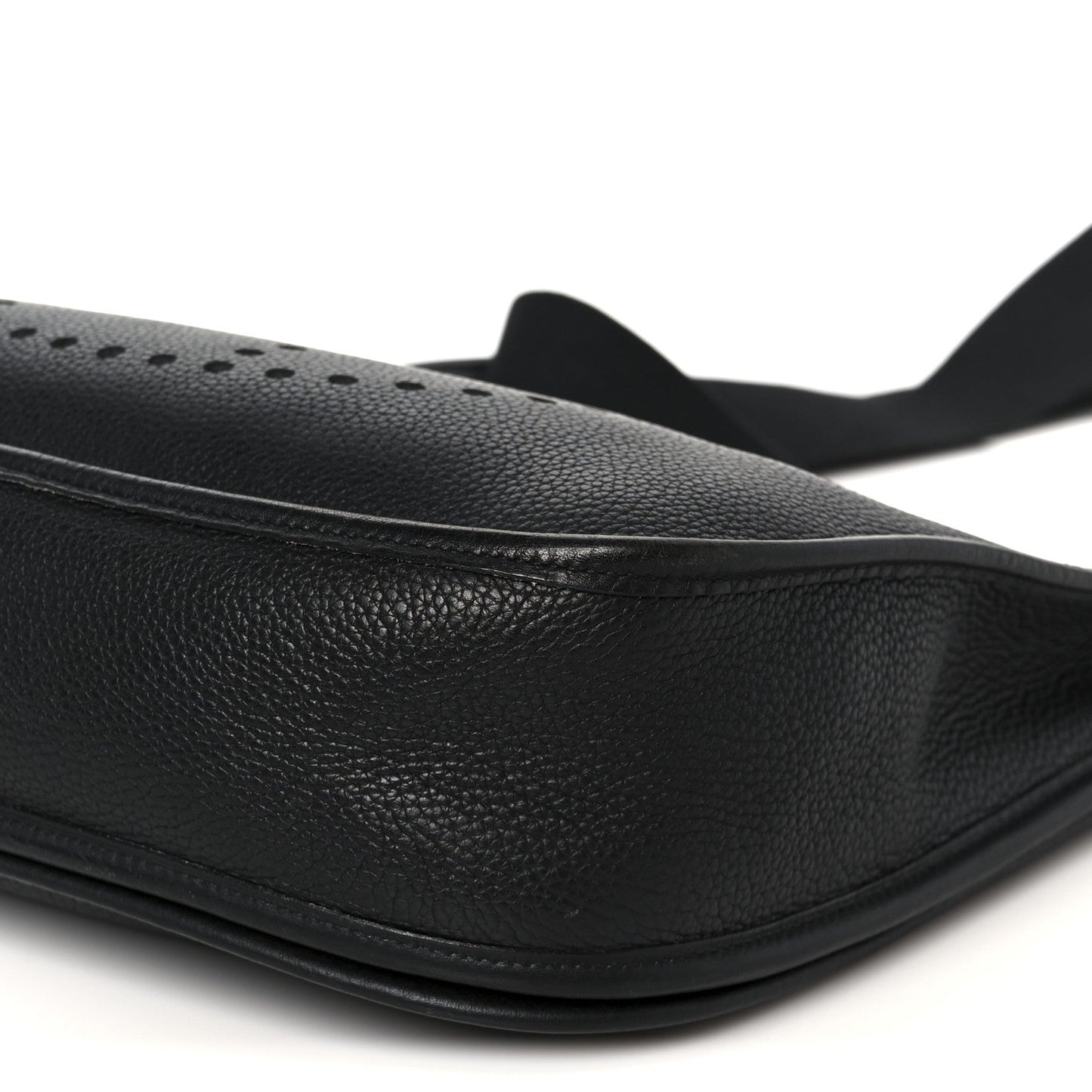 Taurillon Clemence Evelyne II PM Black