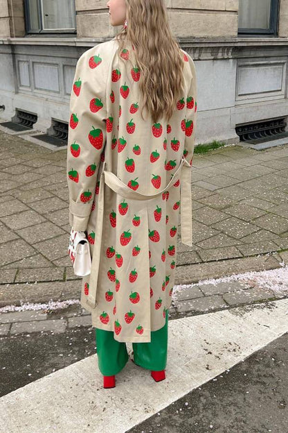 Abrigo largo con estampado de frutas de moda, gabardina color cereza 