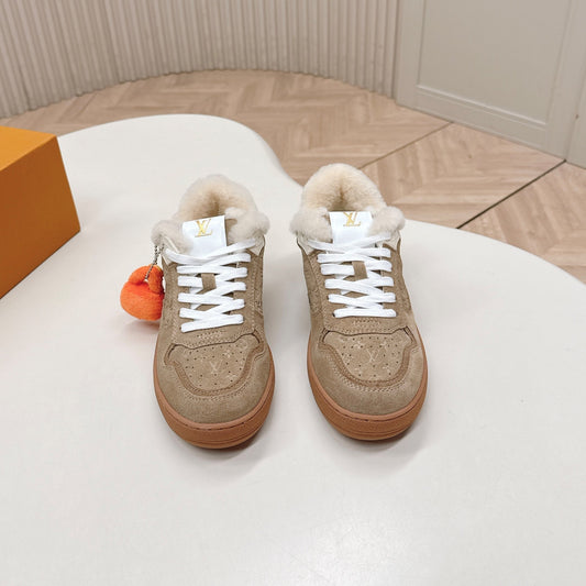 LV Stadium Sneaker White Brown Suede Wool 595425