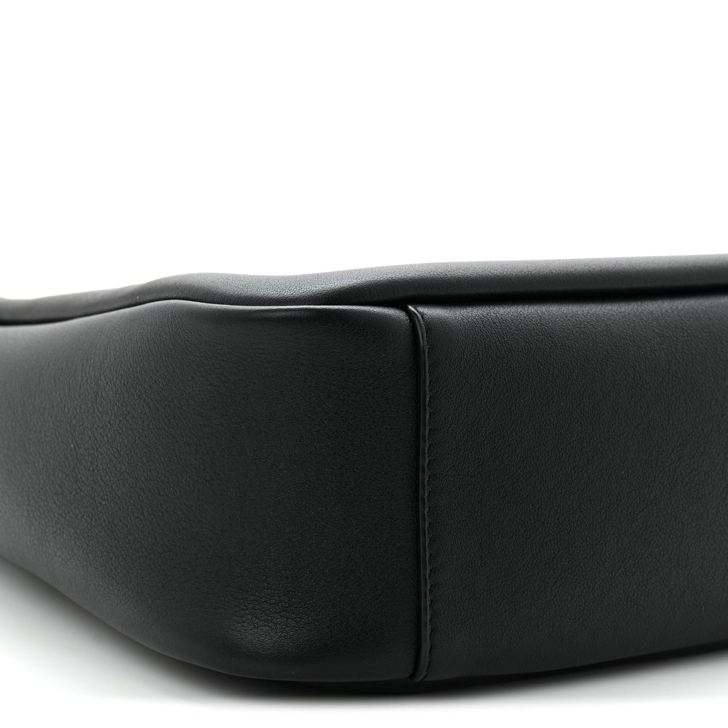 Grained Calfskin Small Le 5 A 7 Soft Hobo Black