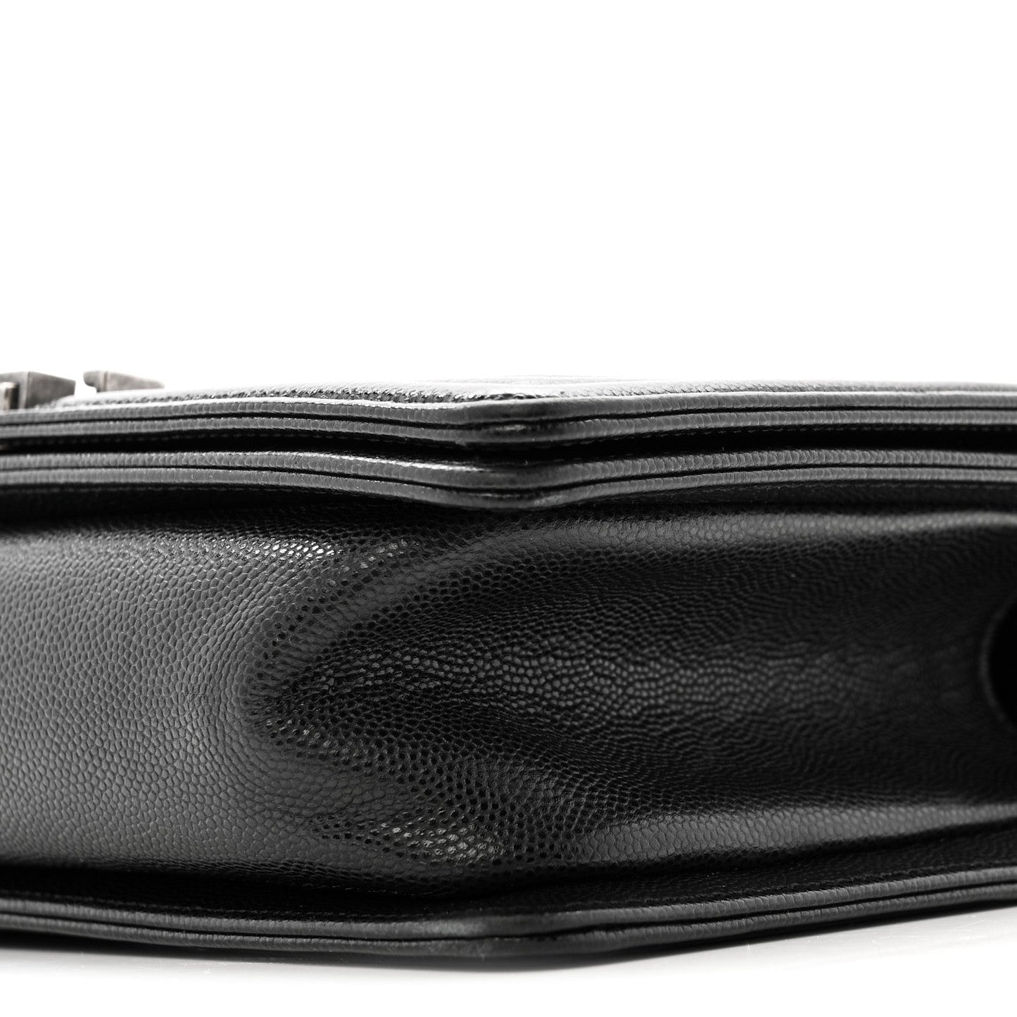 Caviar Quilted Medium Boy Flap Black