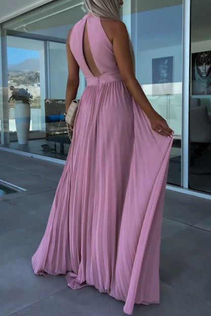Vestido plisado con cuello halter