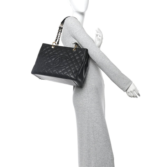 Caviar Quilted Grand Shopping Tote GST Black