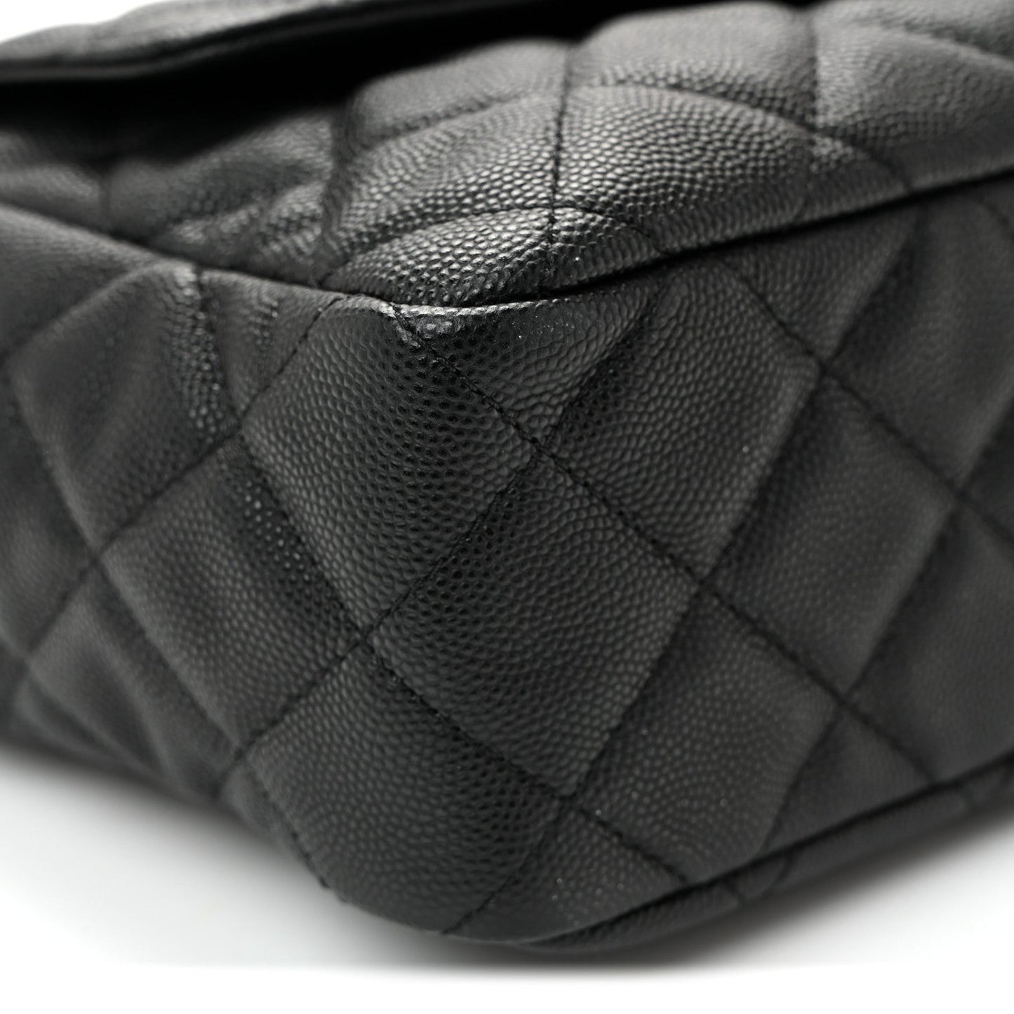 Caviar Quilted Wavy CC Hobo Black