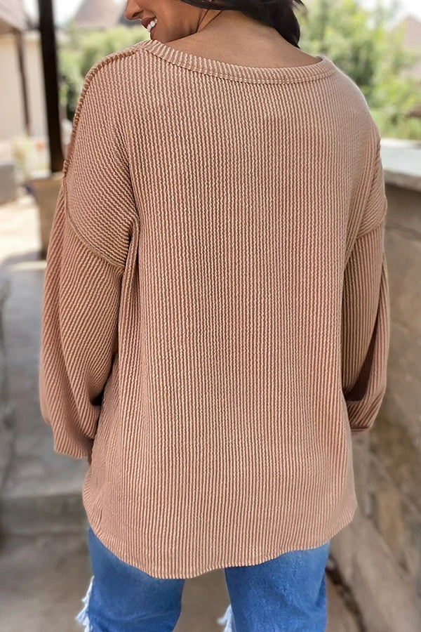 Top de manga farol con cordones y patchwork beige claro