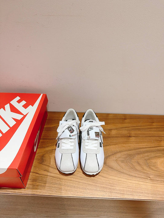 Nike Cortez Sneaker White Light Grey Suede 552043