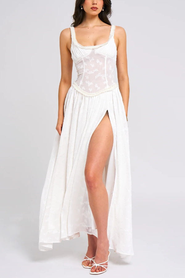 Vestido largo Ulissa verde claro con escote cuadrado, textura jacquard y abertura alta