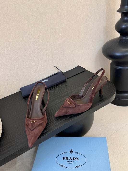PRADA 25ss Retro Brown Triangle Logo Pointed Toe Kitten Heel in Lambskin 580367