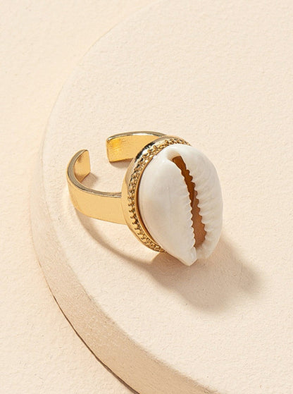 Anillo abierto de concha 