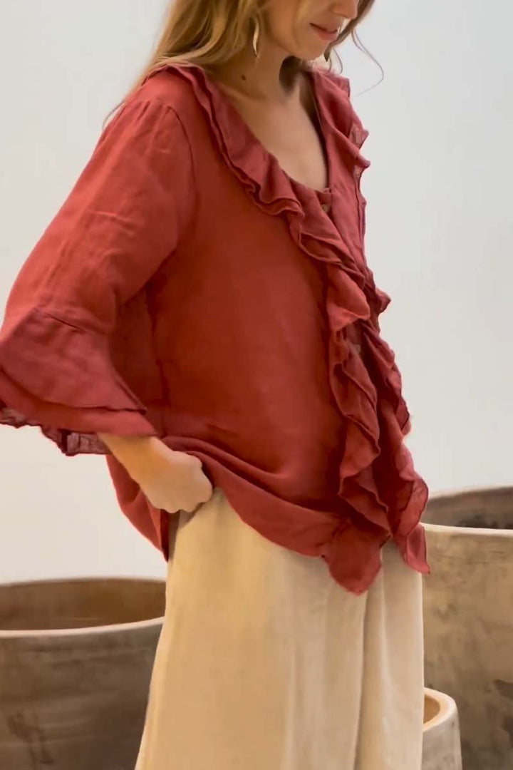 Tops casuales de algodón y lino con cuello con volantes para mujer