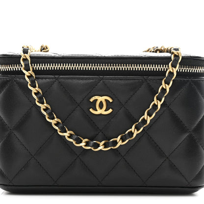 Lambskin Quilted Pearl Crush Small Vanity Case With Chain Black