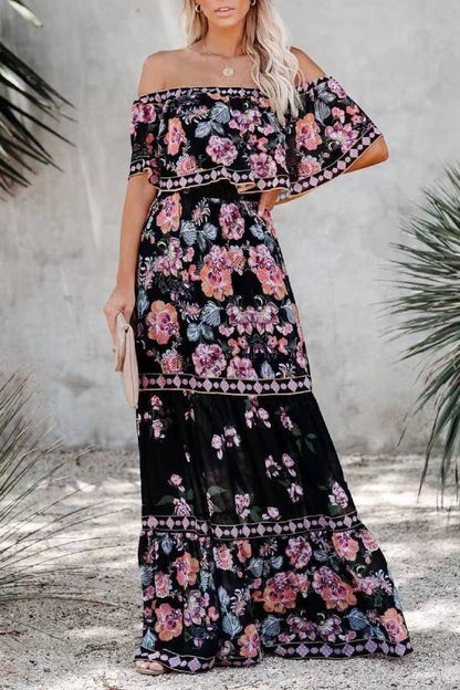 Vestido largo estampado con hombros descubiertos