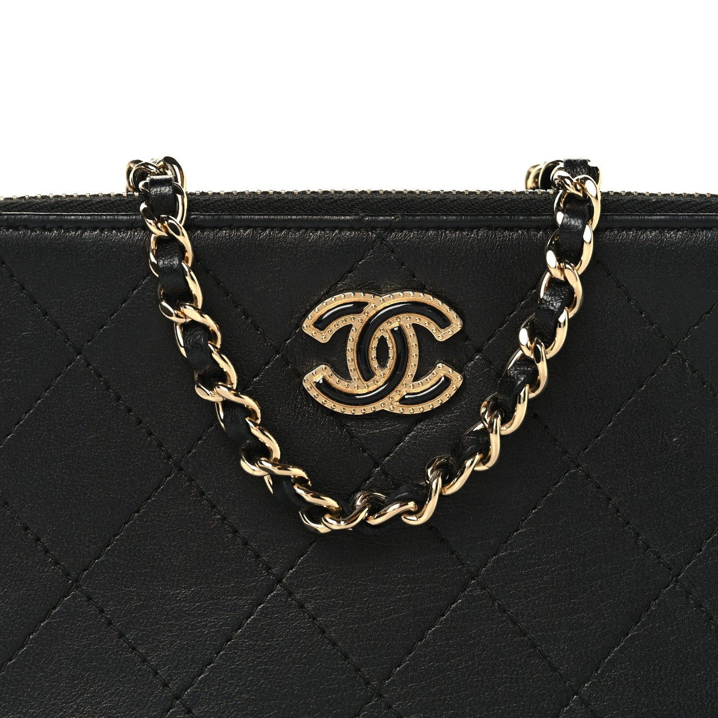 Goatskin Enamel Quilted Small Clutch With Chain Black