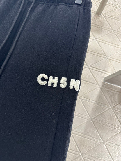 CHANEL 25S HIGH-WAISTED WIDE-LEG PANTS 304