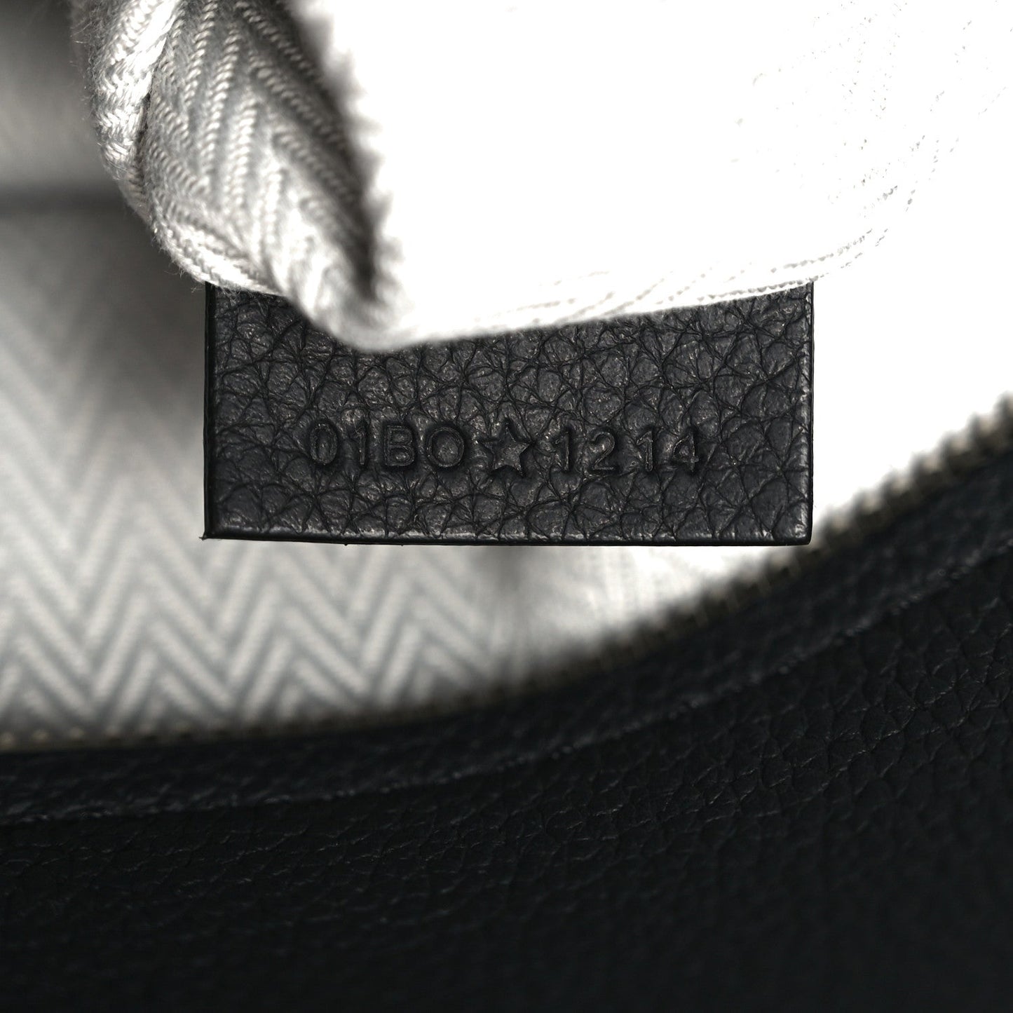 Icons Calfskin Medium Normandie Tote Black