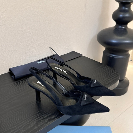 PRADA 25ss Retro Black Triangle Logo Pointed Toe Kitten Heel in Lambskin 580369