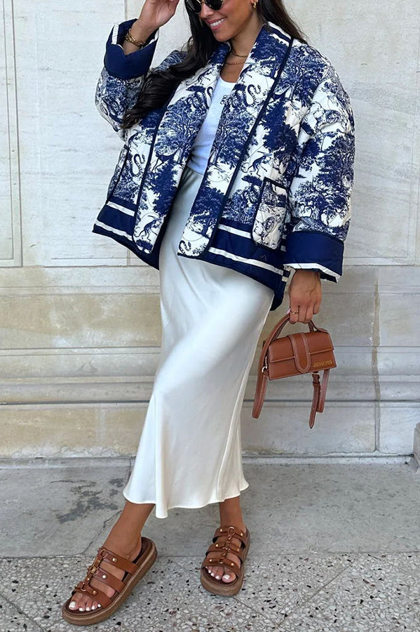 Chaqueta tipo kimono de algodón acolchado con bolsillo y estampado de tinta de porcelana con canciones románticas 