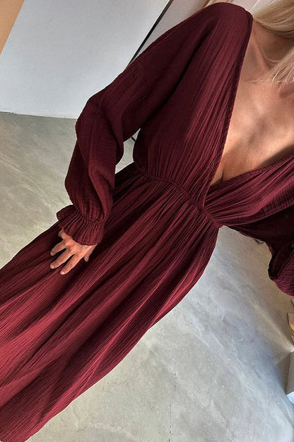Vestido informal de algodón y lino con escote en V y abertura