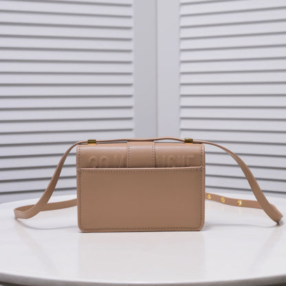 Dior 30 Montaigne