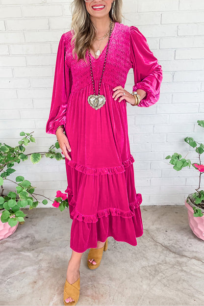 Vestido de terciopelo de manga larga con escote en V fruncido en rojo rosa