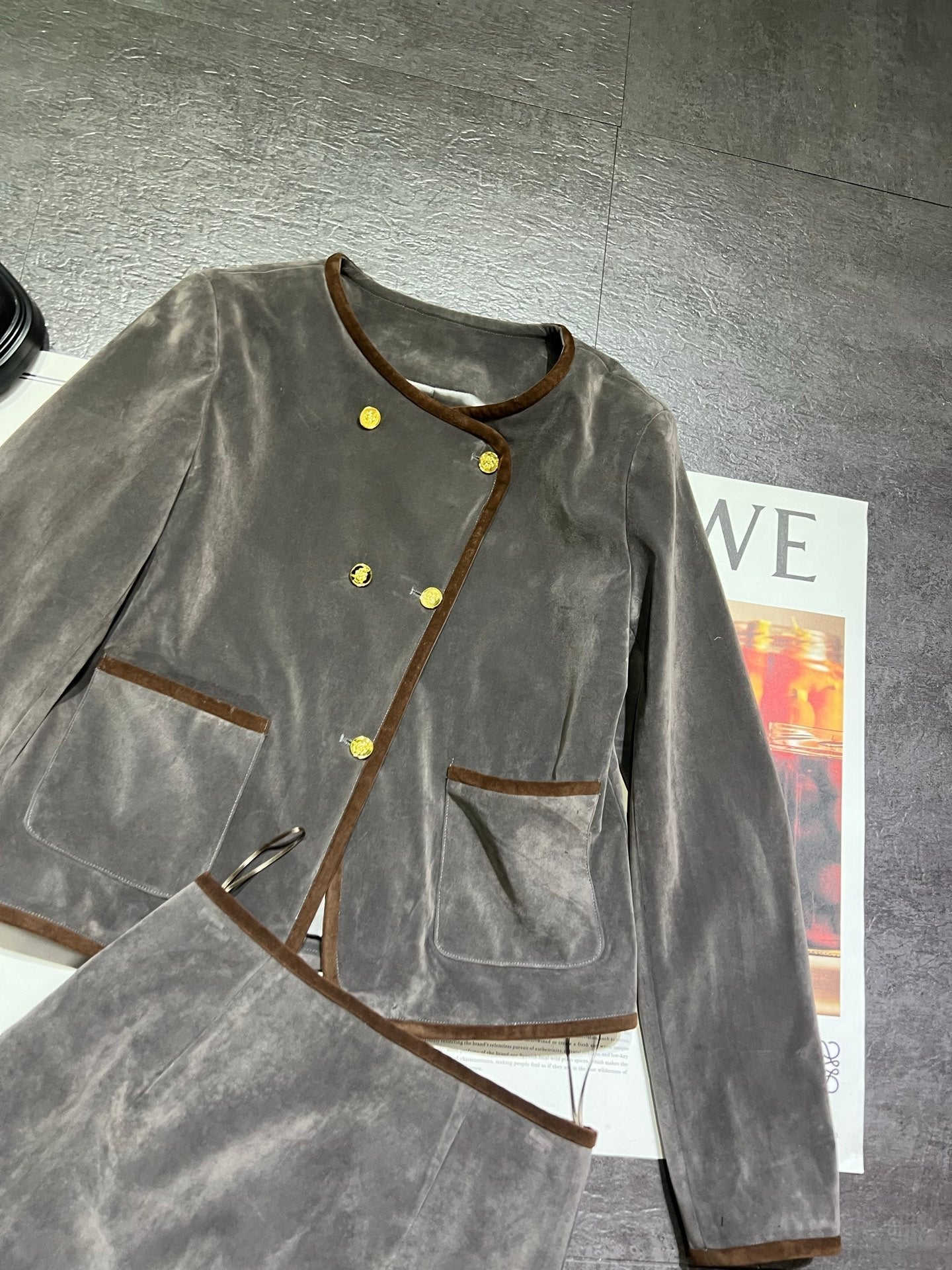 Celine 26ss Short Jacket + A-Line High-Waisted Skirt Set Gray in Suede 189584