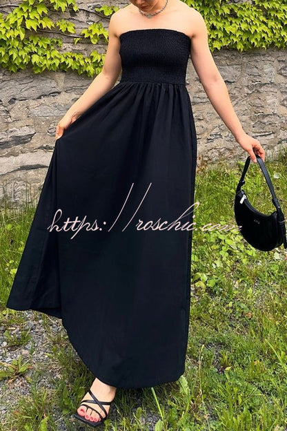Retro Revival Sleeveless Off-shoulder Elastic Pleated Maxi Dress
