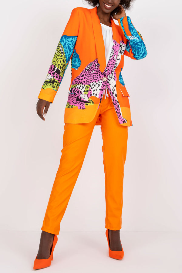 Blazer largo ajustado con contraste y estampado de leopardo
