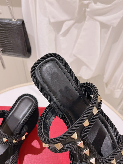 Rockstud Laminated Nappa Wedge Sandal Black 10cm