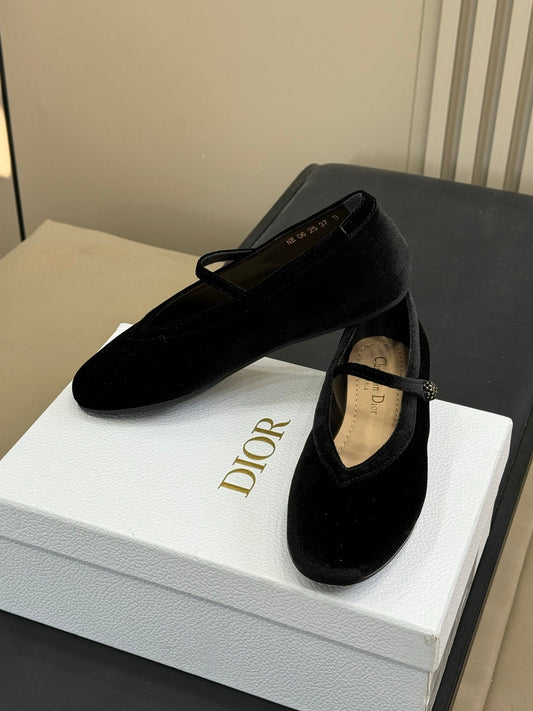 CD New Ballet Flat Black Suede 561788
